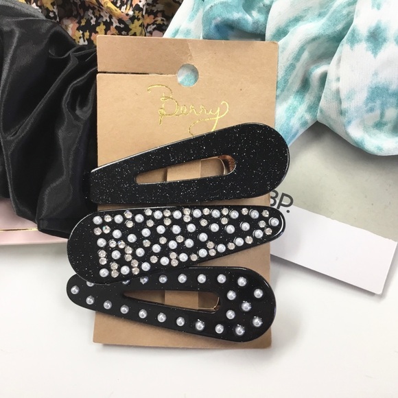 NWT Nordstrom Rack Brands Hair Accessories Bundle - Picture 3 of 4